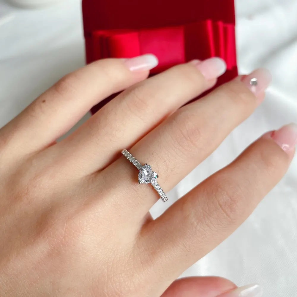 OEM Fashion Heart Shape 925 Sterling Silver Plating Inlay Zircon Rings