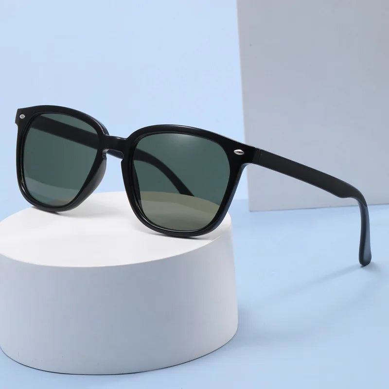 Custom Logo Sports Women Outdoor Fashion Sunglasses for Men Uv400 Windproof Pc Square Frame Sunglasses