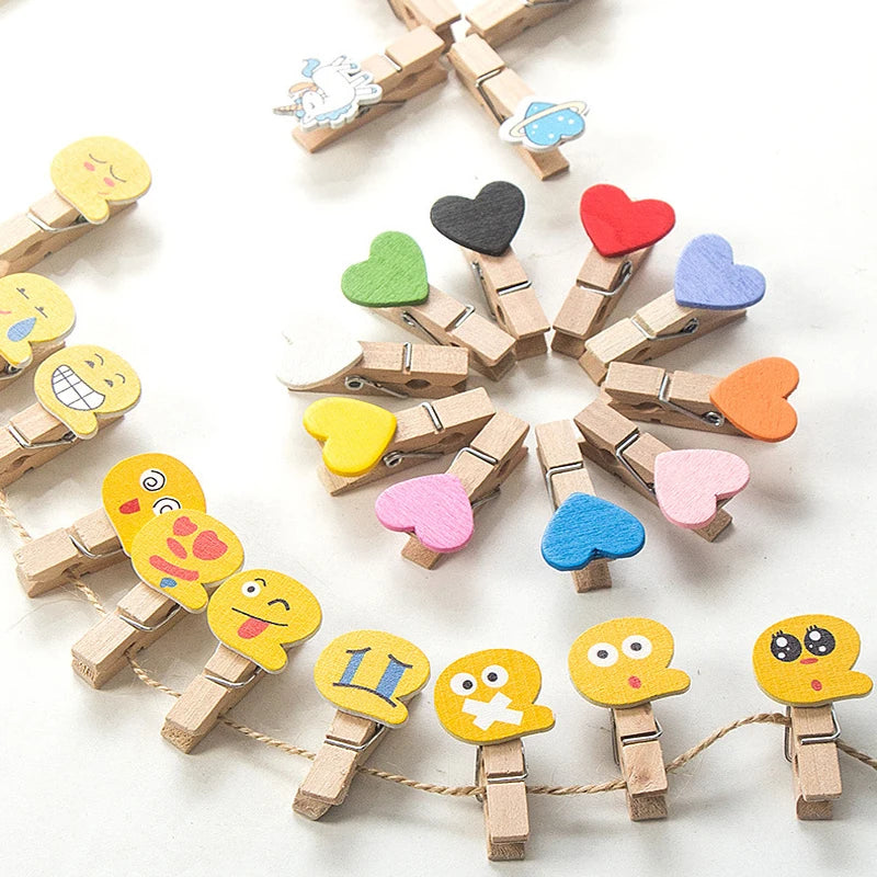 10pcs 3.5cm Mini Clothespins Clothes Pins Memo Card Photo Pegs Cartoon Animal Wooden Clips Set With Jute Twine for Wall Decor