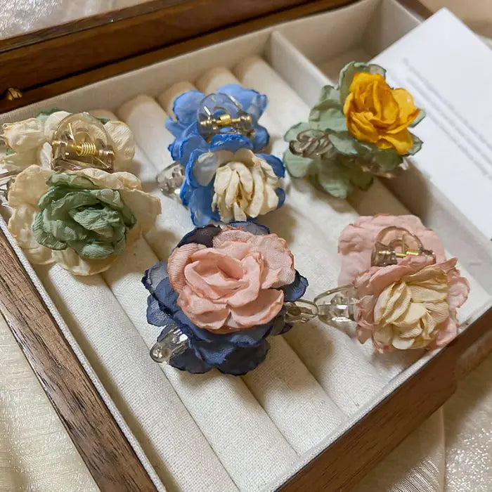 Fashion Mini Flower Hair Claw Clips for Women Hair Accessories 1037