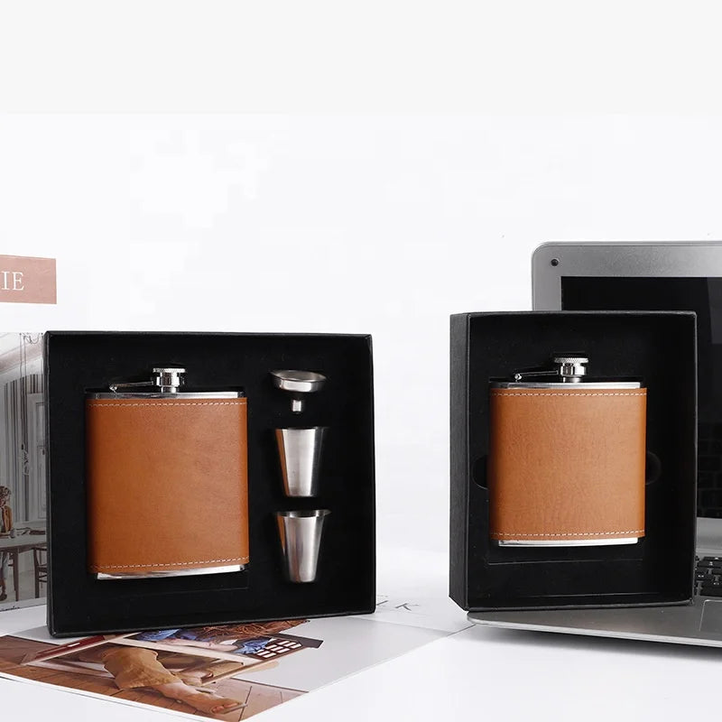 Custom 6oz 7oz 8oz Metal Stainless Steel Whisky Hip Flask Pocket Leather Wrapped Whiskey Hip Flask Gift Set with Funnel and C