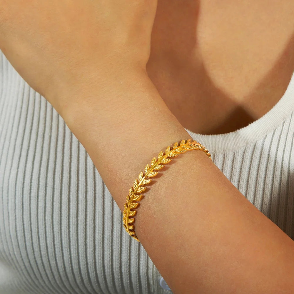 Fashionable Stainless Steel Leaf Upper Arm Cuff Band Bracelet