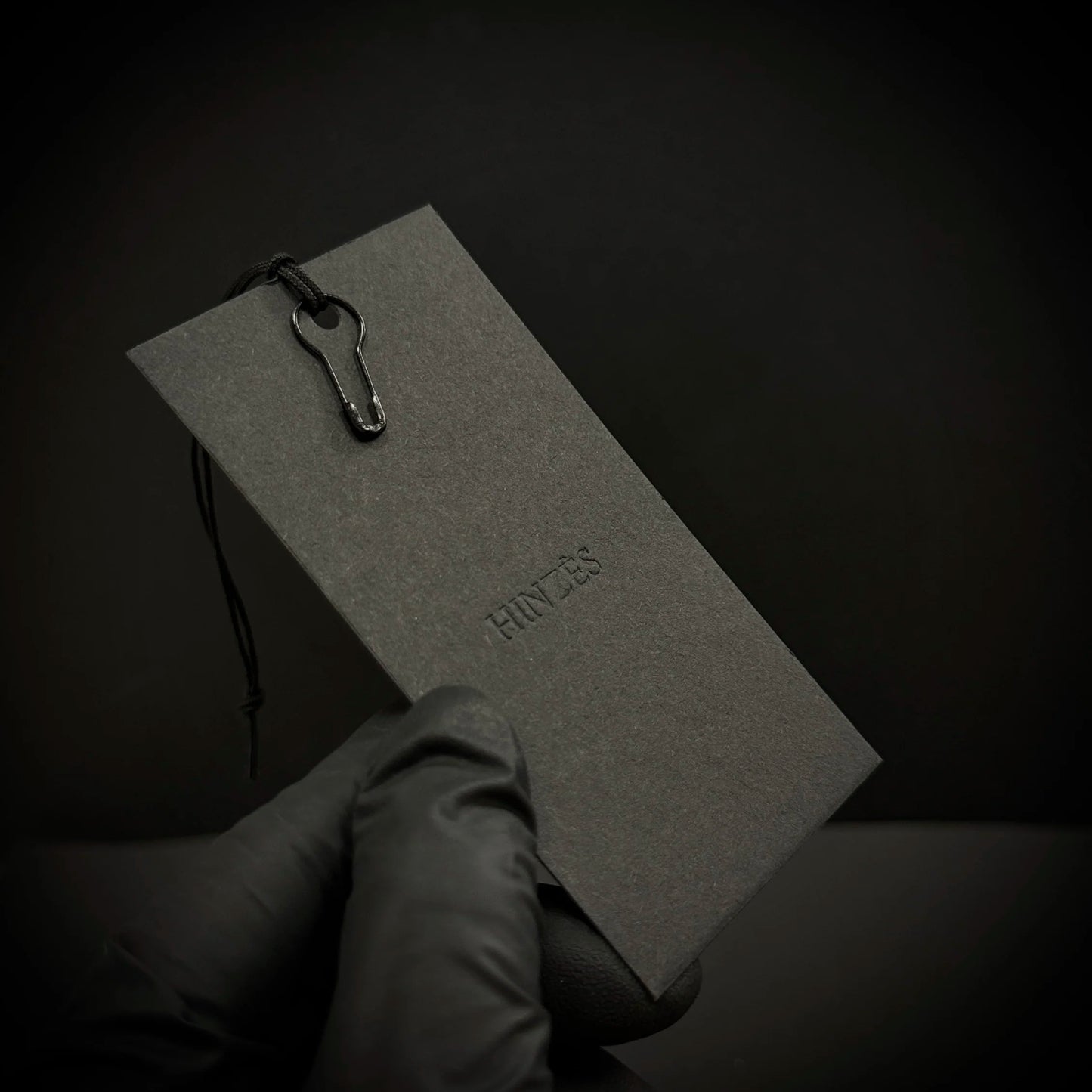 Luxury Eco-Friendly Paper Clothing Hand Tags for Garment Bags Shoes-Custom Swing Tags