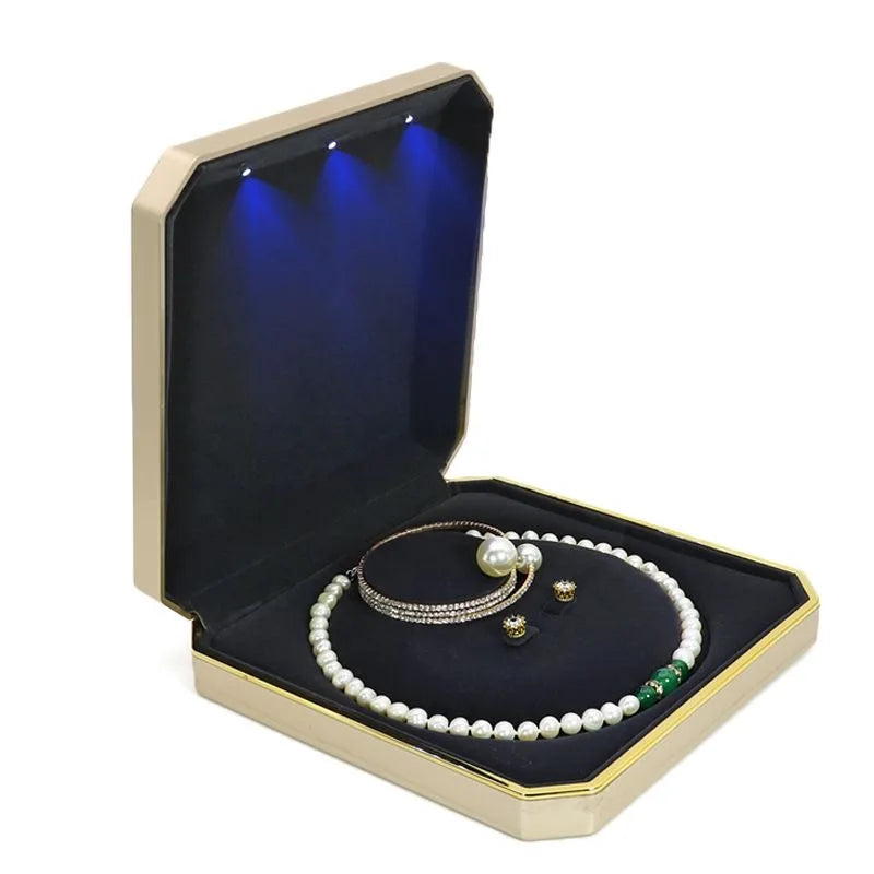 Customized LED Light Jewelry Set Display Box Elegant Plastic Gift Packaging for Earrings Rings Necklace Pendant