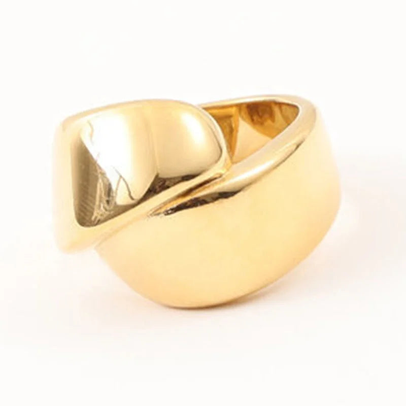 Women Cute Simple Dainty Design Jewelry 18k Gold Plated Stainless Steel Cambered Surface Wide Cross Shape Ring