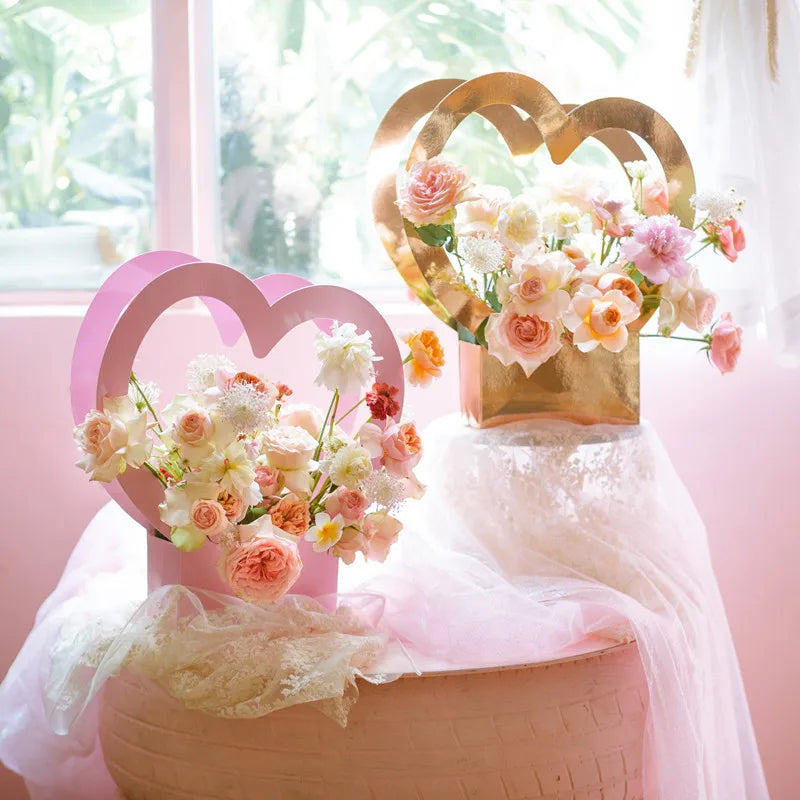Hot Sale Flower Handbag Christmas Love Paper Heart Shape Flower Box for Flower Arrangement