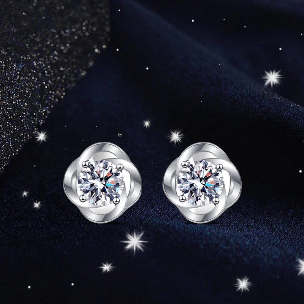 Fine Jewelry Sweet Four Leaf Clover Vvs D Color Moissanite Diamond Stud Earrings S925 Sterling Silver Earrings for Women