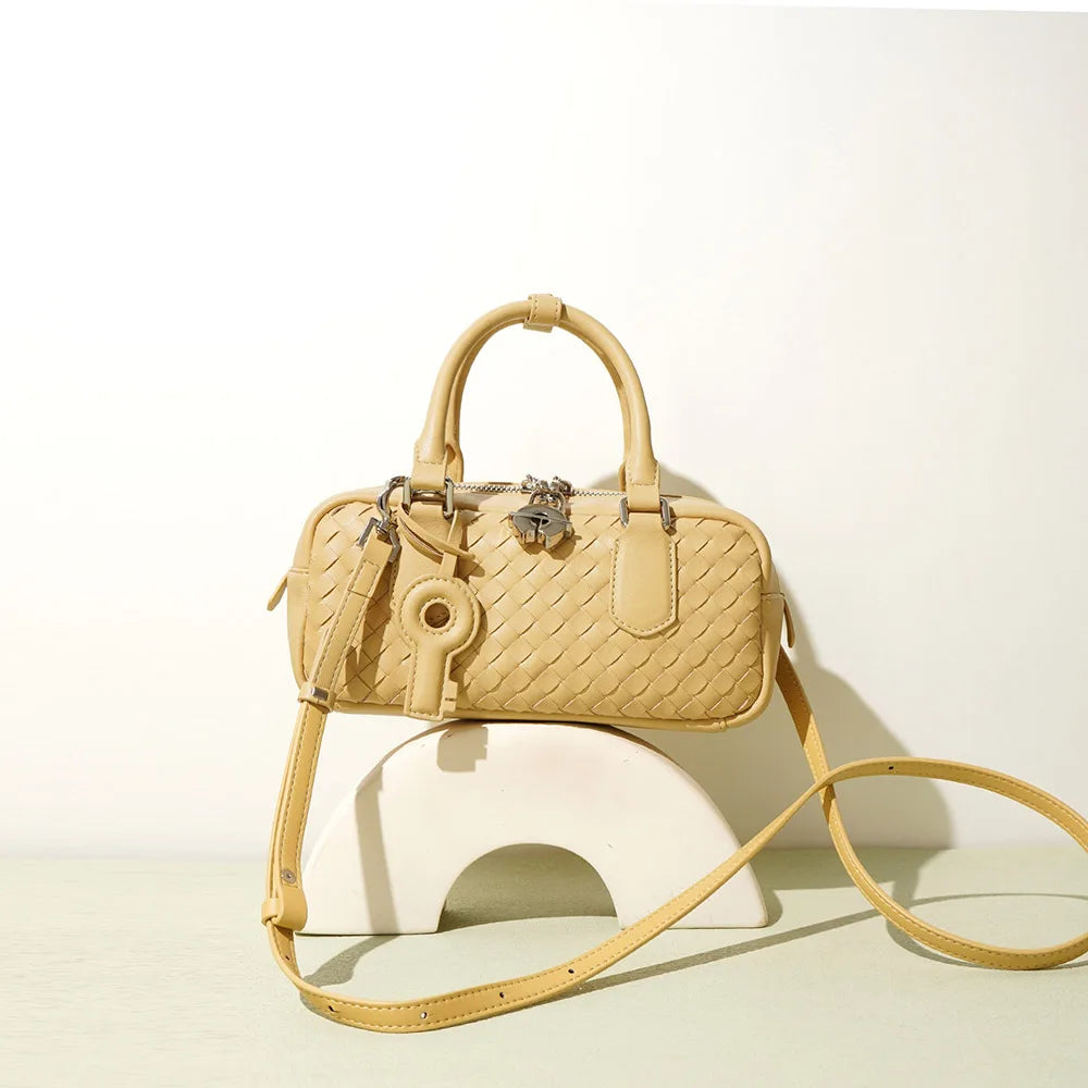 Custom Logo Quiet Luxury Woven Split Leather Handbag Women Mini Boston Bag OEM ODM Interrecciato Crossbody Purse Split Leathe