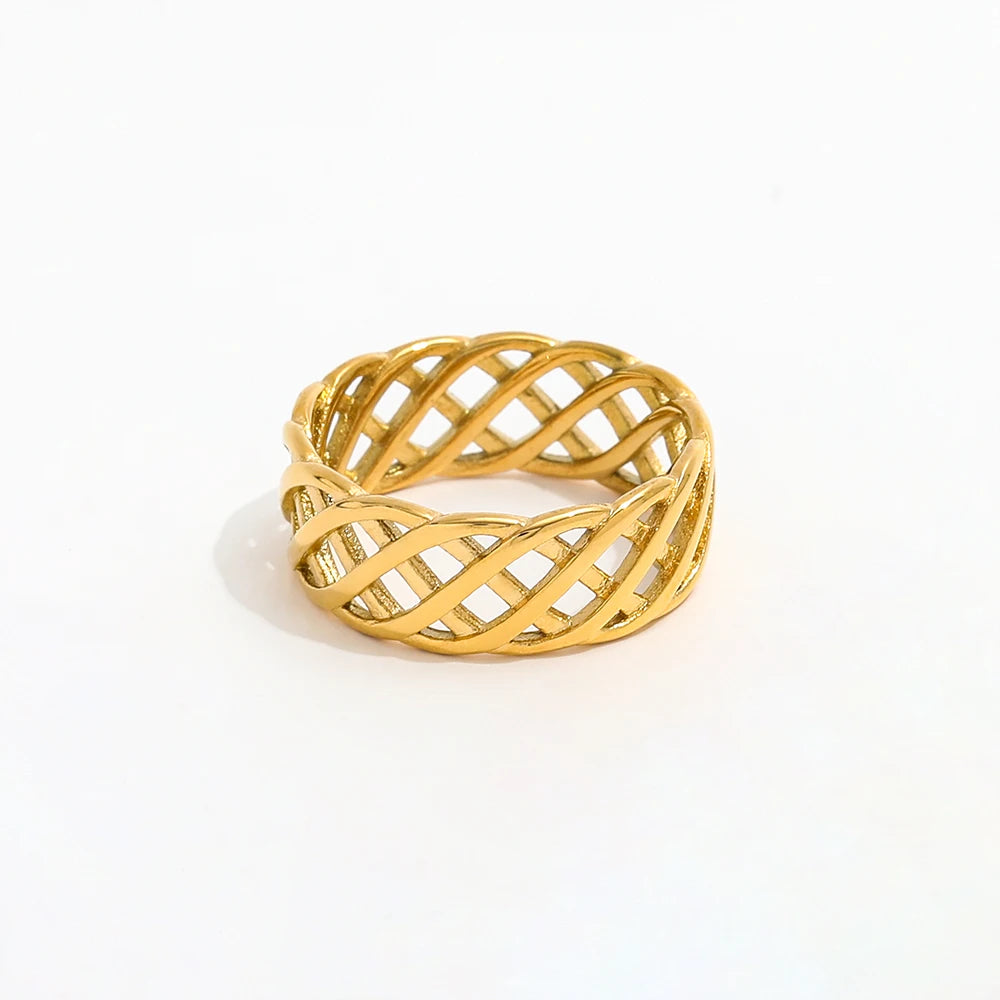 Fenny 18K Gold Plated Tarnish Free Fashion Dainty Weave Hollow Ring Finger Ring for Women Stainless Steel Wholesale Jewelry