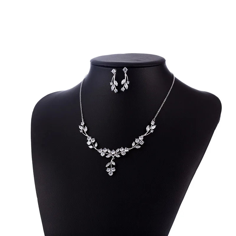 Bridal Vintage Two-Piece Korean Dinner Wedding Set 3A Zircon Stone Necklace Earring Accessories White Color Brass for Parties