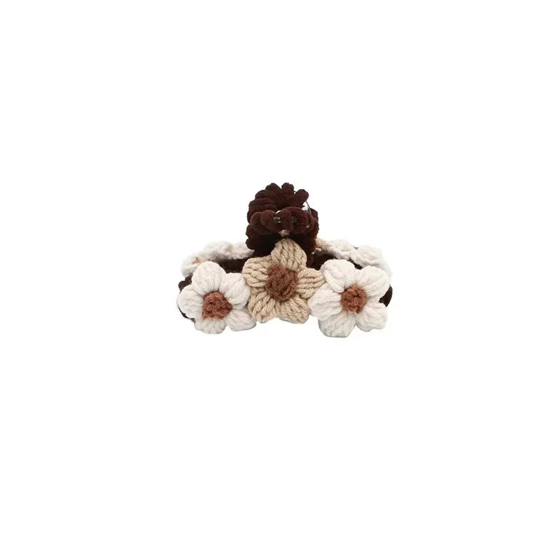MIO Women Winter Hair Accessories Cute Knitting Flowers Fluffy Hair Claw Clips Girls Fashion Handmade Ponytail Hair Clamp Cli
