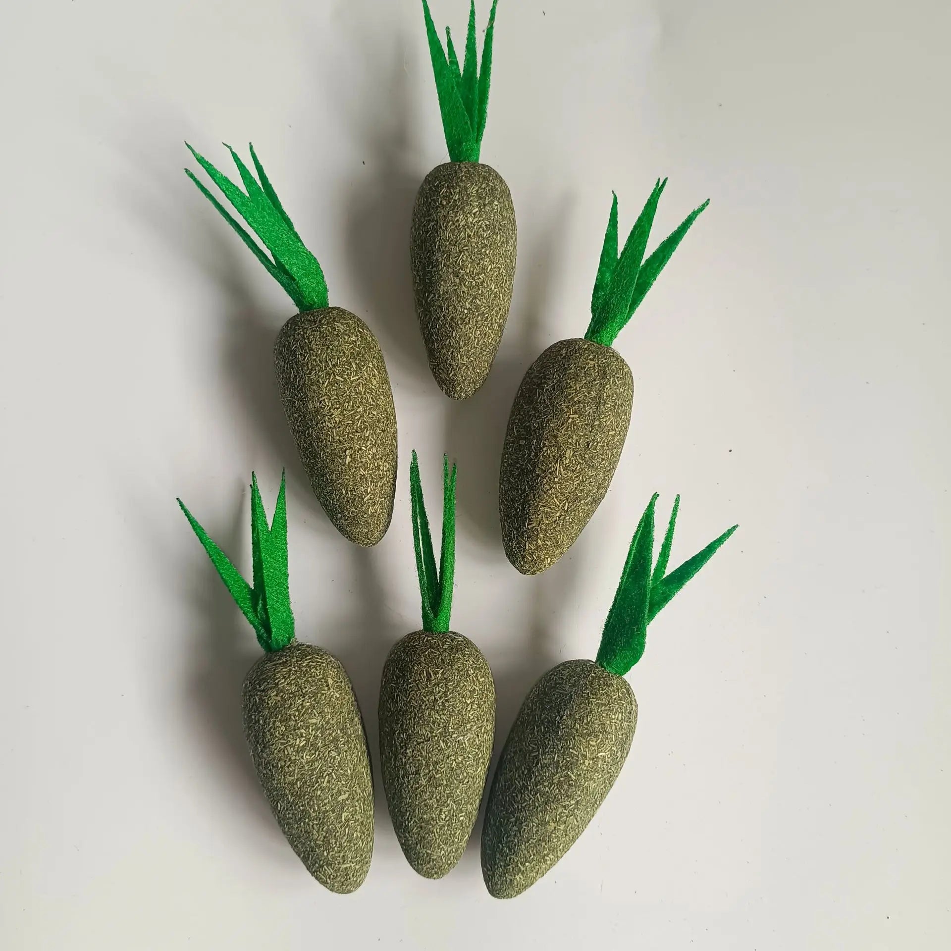 YH Pet YH550 Catnip Polygonum Carrot Shape Teeth Cleaning Interactive Cat Toy-Wholesale