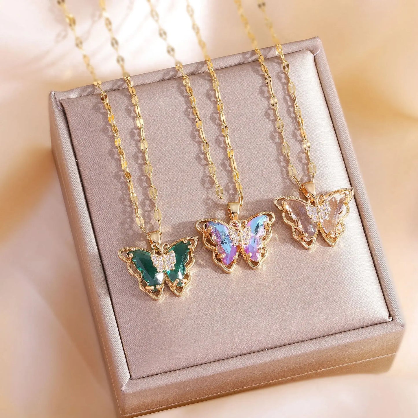 16 Colors Fashion 18k Gold Stone Butterfly Pendant Necklace Stainless Steel Shiny Green Crystal Butterfly Necklace