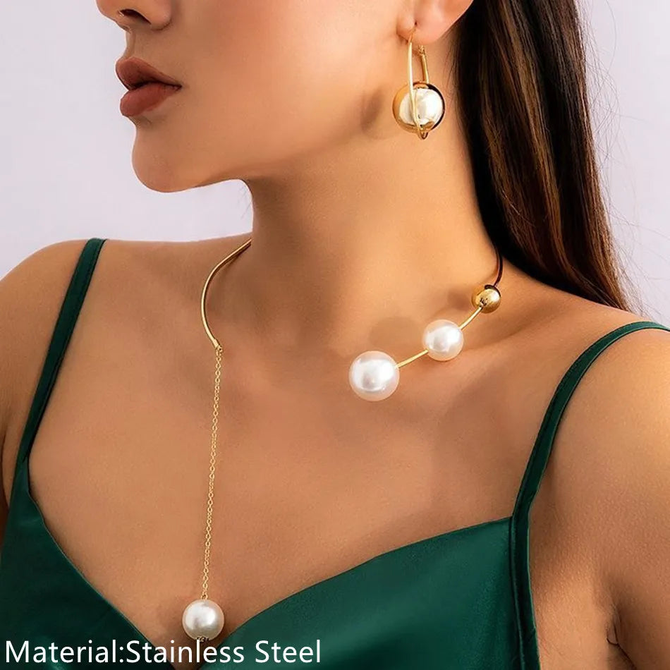 New Arrival Exaggerated 18k Gold Plated Tarnish Free Stainless Steel Pearl Pendant Jewelry Set Necklace Earrings Set for Wome
