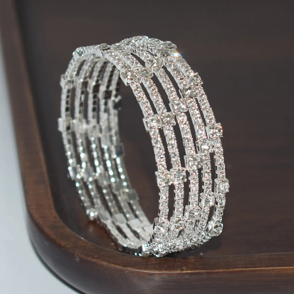 Shiny Multi Row Crystal Bracelet Shiny Four Claw Claw Chain Bracelet for Bride Stage Performance Hand Accessories