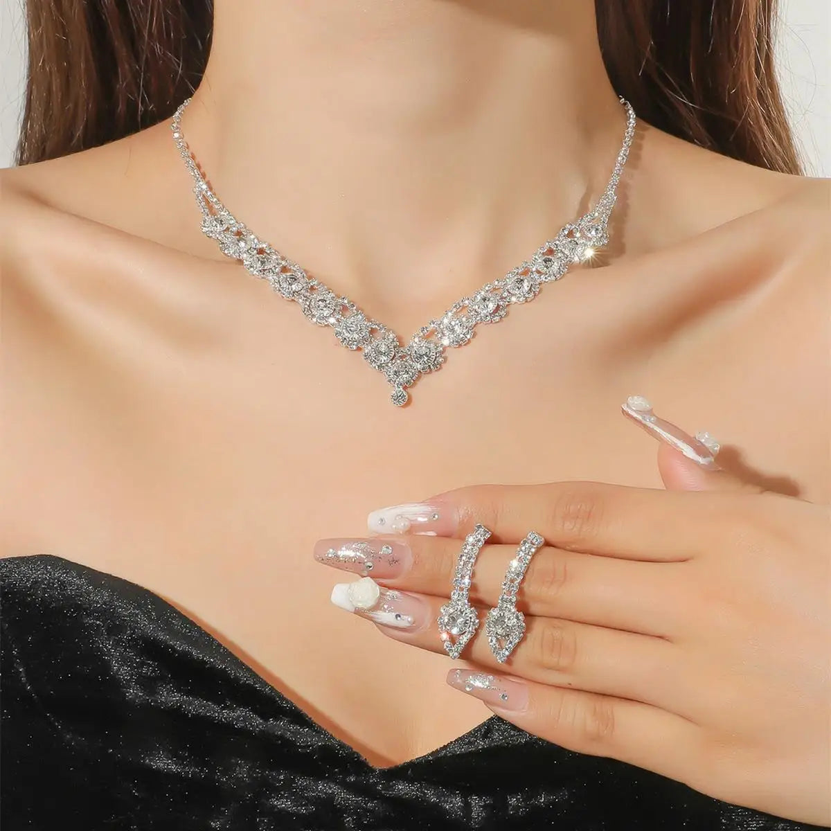 High Luxury Bride Necklace Earrings Two Piece Wedding Accessories Temperament Zircon Flower Jewelry Set