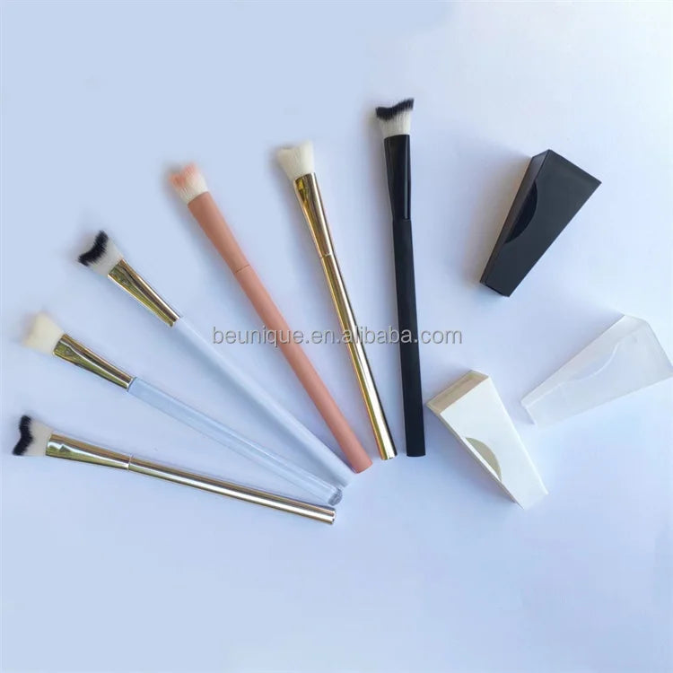 Soft Fluffy V Shape Eye Lash Extension Bath Shampoo Cleaning Brush Private Label Swoop Curved Lash Cleansing Brushes With Cov