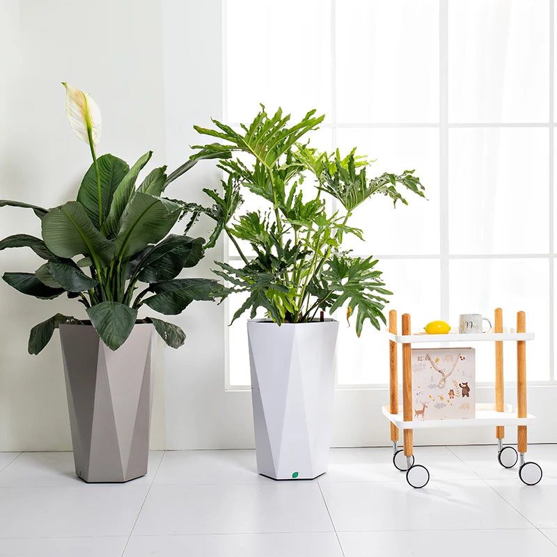 Hot Selling Large-Scale Indoor Outdoor Self-Watering Modern Luxury PP Plastic Plant Pots Glazed Finish for Home Garden