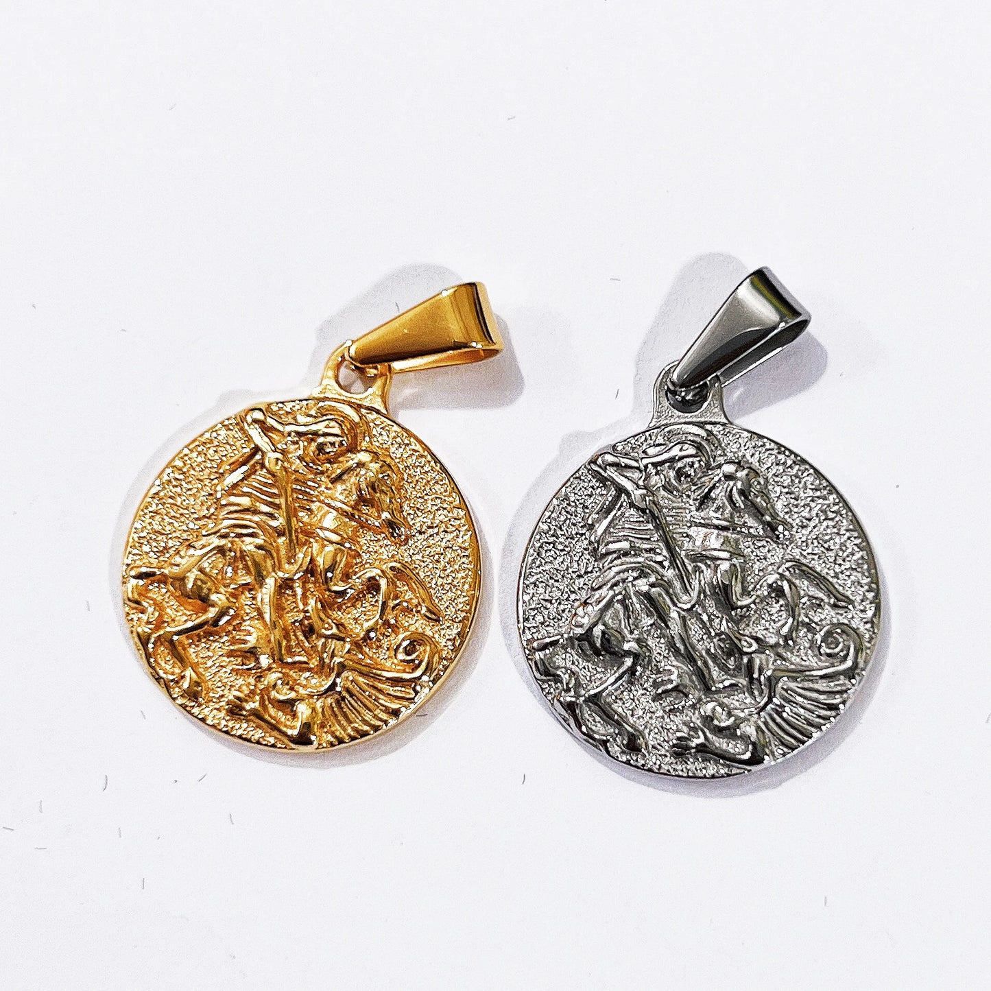 Waterproof Jewelry 18k Gold Plated Holy Saint George Pendant Stainless Steel Poseidon Owl Spartan Pendant Religious Medal Men