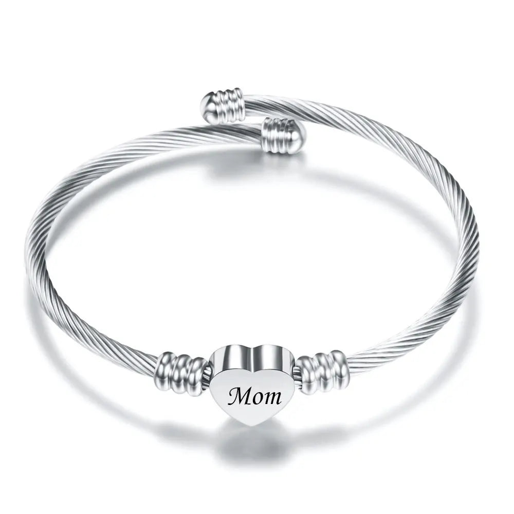 Meaningful Mom Letter Bracelet Charms Mother's Day Gift Stainless Steel Wire Heart Bracelet Fashionable Bangles for Women