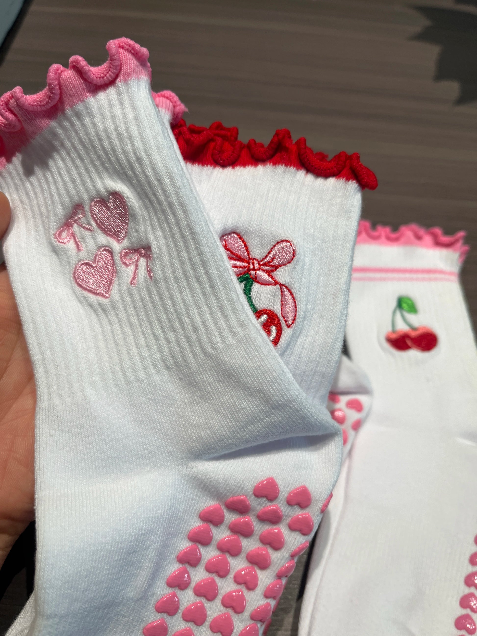 Cotton Women Sports Socks Yoga Pilate Club Socks Indoors Grip Anti-slip Custom logo Factory BSCI Wholesale
