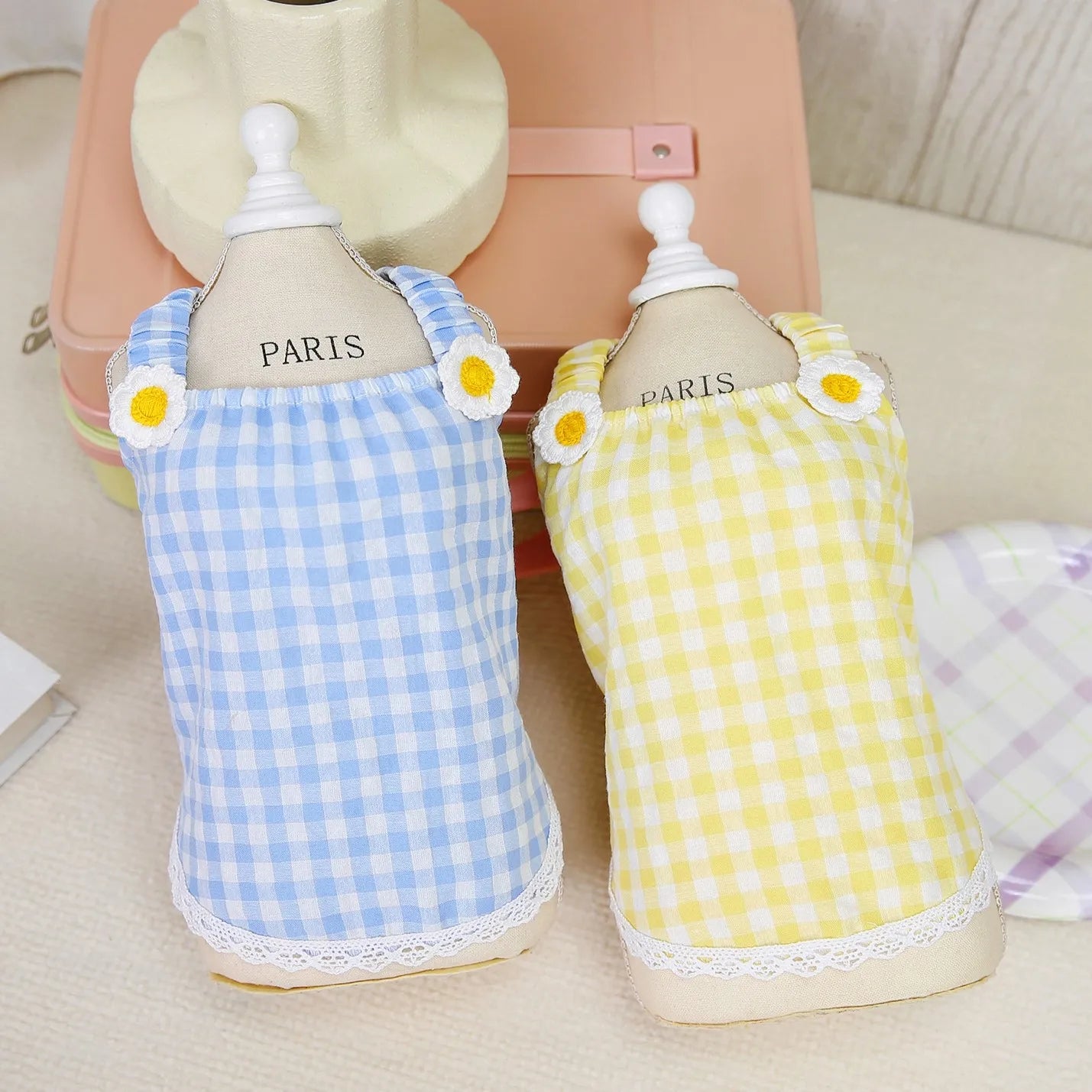 Pet Clothes Spring/Summer Small Dog Clothing Manufacturer Wholesale Pet Supplies New Arrival 24 Floral Checkered Skirt