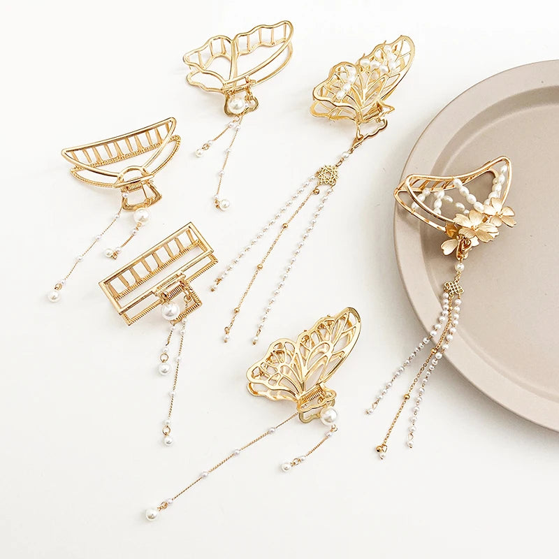 ODM OEM Pearl Fringe Fendant Hairpins Metal Vintage Butterfly Shark Claw Clip Korean Hollow Girls Hair Accessories Wholesale