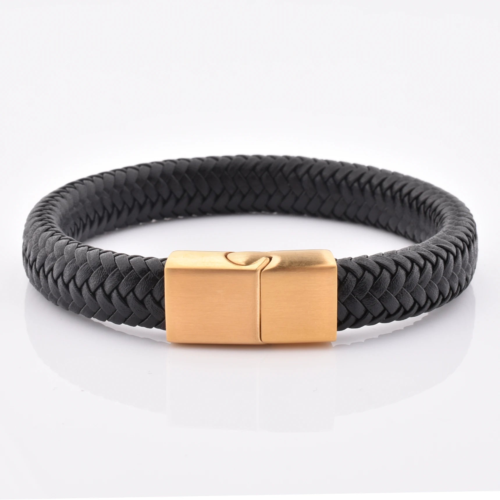 Wholesale Logo Engraving Genuine Leather Bracelet Stainless Steel Custom Men Jewelry Gold Magnetic Clasp Leather Bracelet
