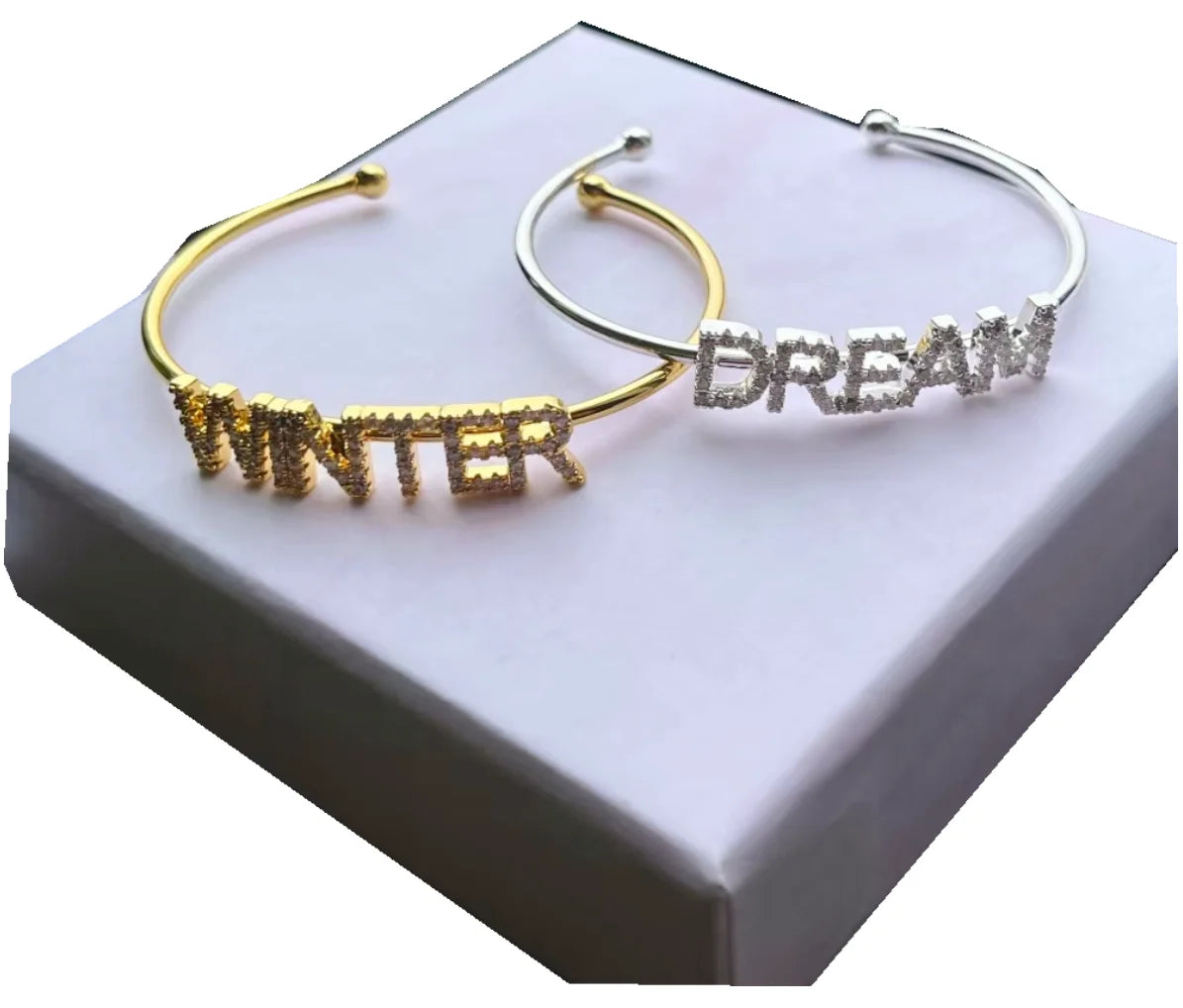 QIUHAN OEM 9mm Letter Colorful Zircon Cuff Bracelet Custom Name Bangles