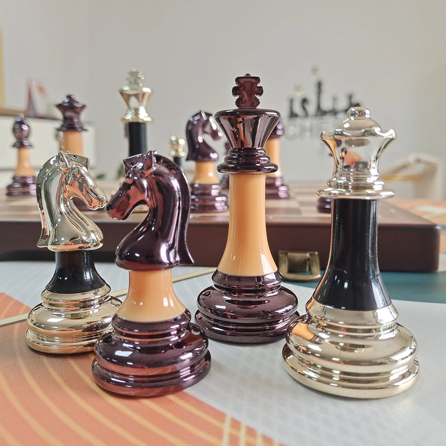 Wholesale High-end Wooden International Chess Accessories Best Prices Luxurious 3.5-inch Oversized Chess Pieces for Children