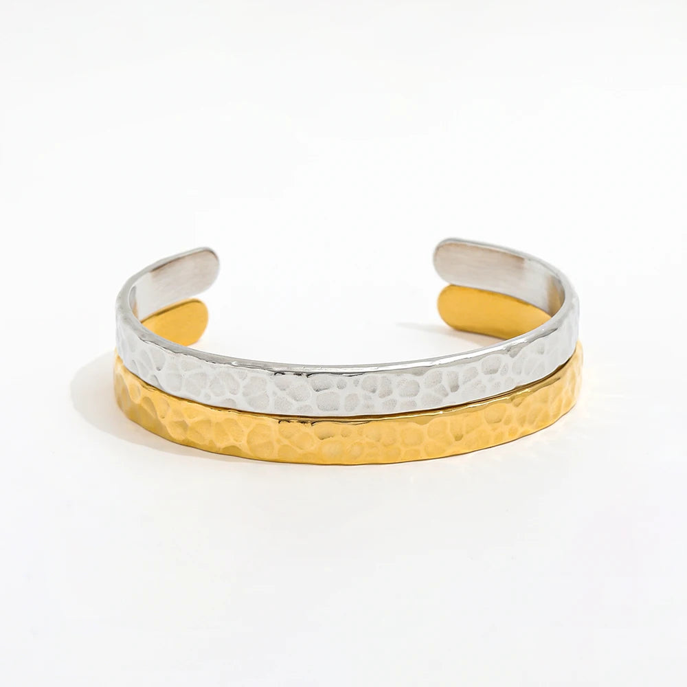 High End 18k PVD  Gold Plated Stainless Steel Hammered Chunky Cuff Bracelet for Women Wholesale Jewelry