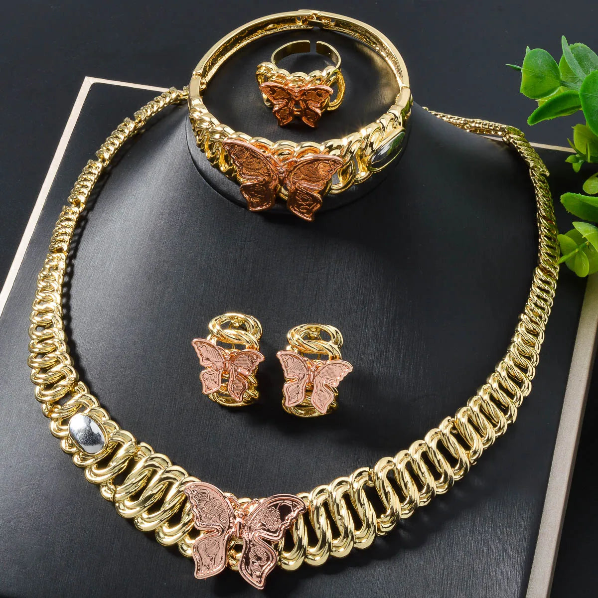 New Arrival 18k Gold Plated Classic Butterfly Necklace Earrings Ring Bracelet Bridal Jewelry Sets for Women Party Wedding