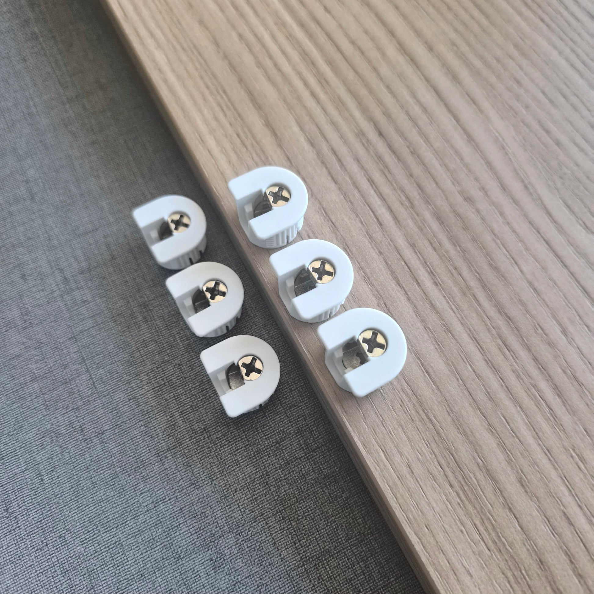 GQK High Quality Plastic 3-in-1 Cabinet & Wardrobe Shelf Support Rafix Connector Furniture Connecting Fitting