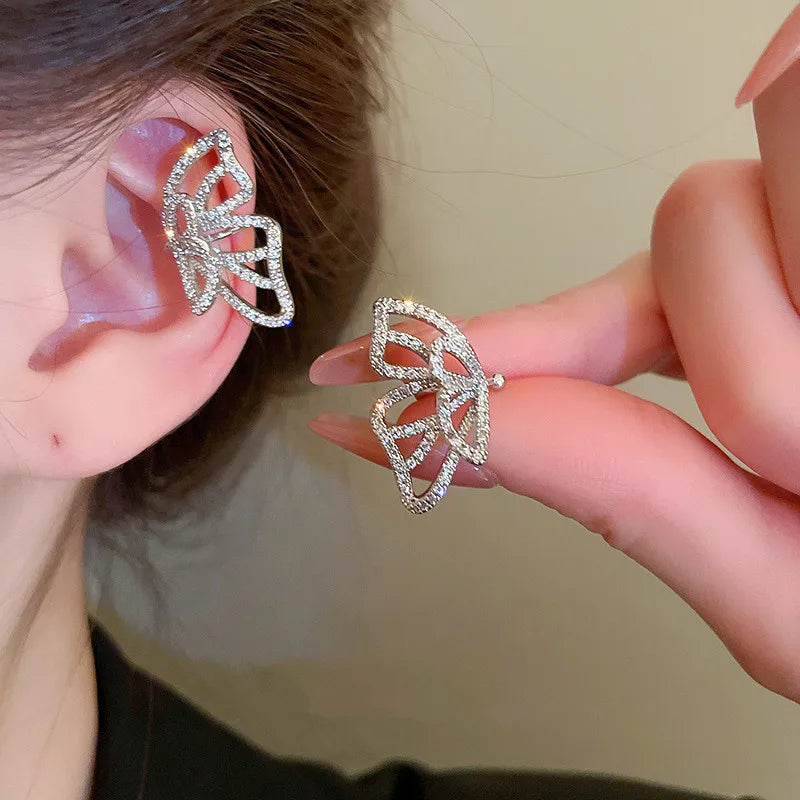CAOSHI White Gold Color Butterfly Design Earrings 3A Zircon Paved Sparkling CZ Fashion Non-piercing Chic Clip on Earrings Wom