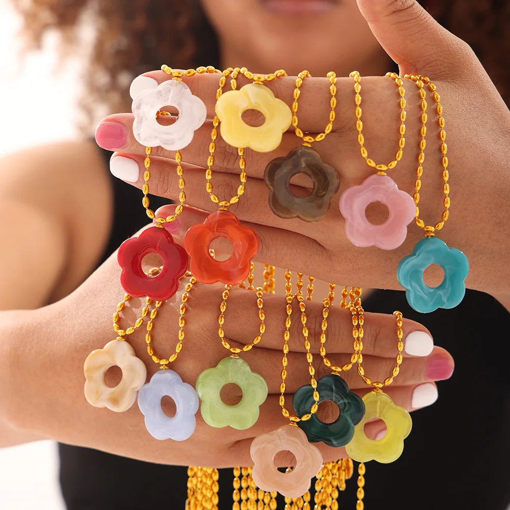 Women Necklace 2024 Stainless Steel Bean Chain Waterproof Non Tarnish Summer Colorful Resin Flower Pendant Necklace for Gift