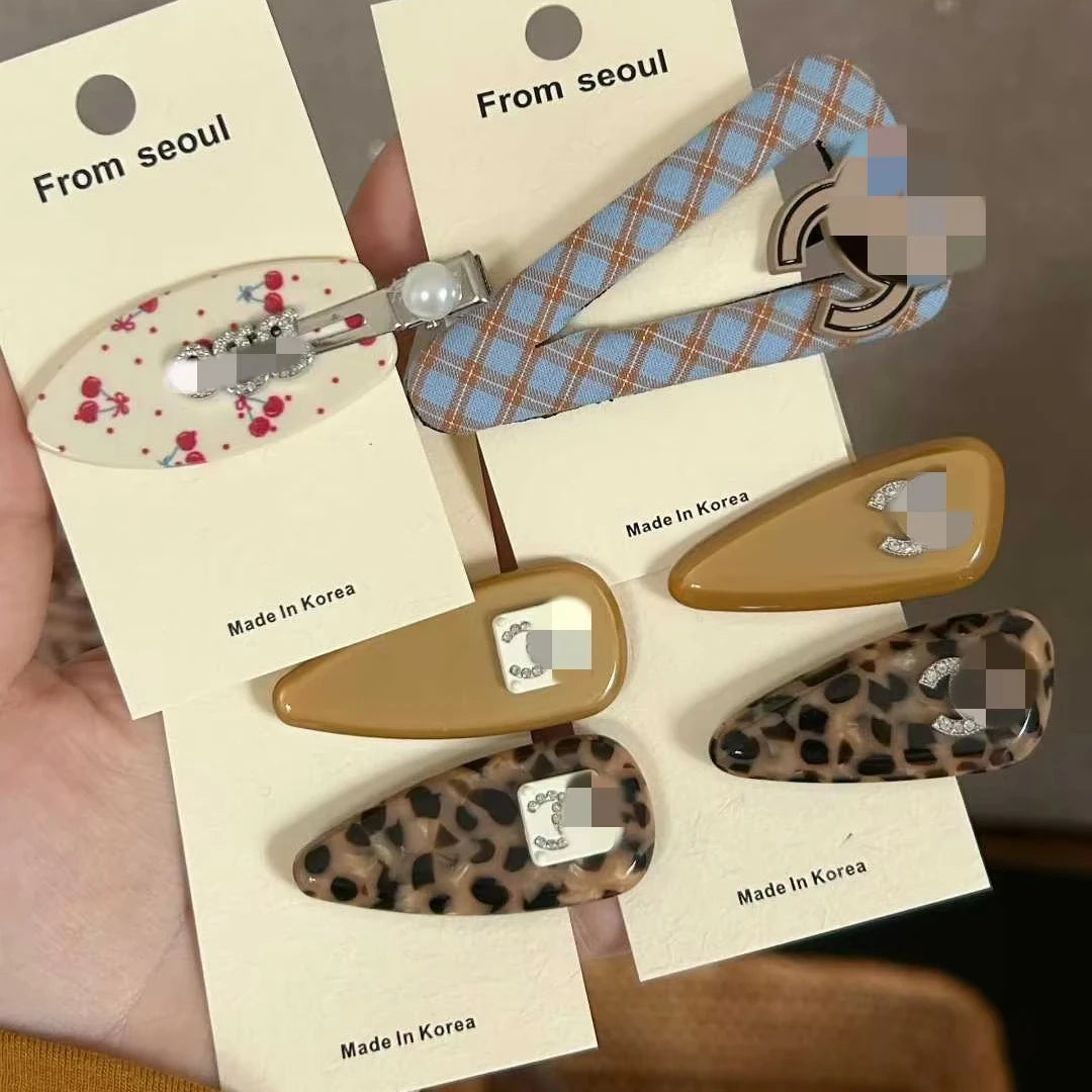 Hair Clips 2025 New Arrival Luxury CC New High-End  Acetate Hair Clip Simple Bangs and Broken Hair Accessory for Party Occasions