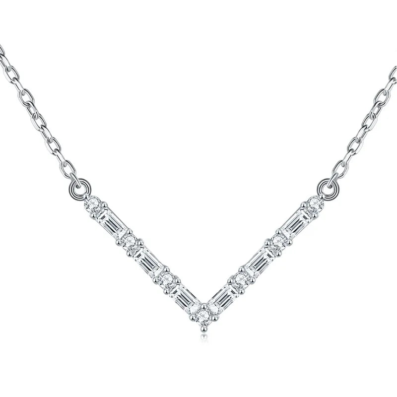 Hot Selling 925 Sterling Silver Link Chain Necklace Minimalist Moissanite Fashion Jewelry with Geometric Shape for Anniversar