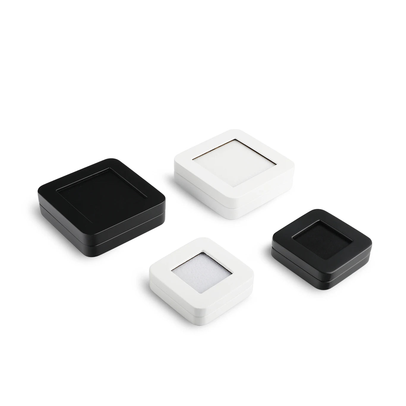 Elevate Your Diamond and Gemstone Display with This Deluxe Wooden Box - Scratch-Resistant - Black/White