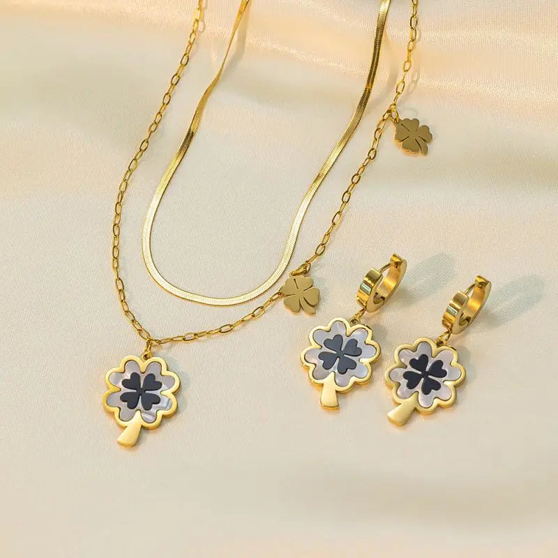 2024 New Fashion Women Lucky  Clover Jewelry Set Luxury Gold Plated Stainless Steel Necklace Earrings
