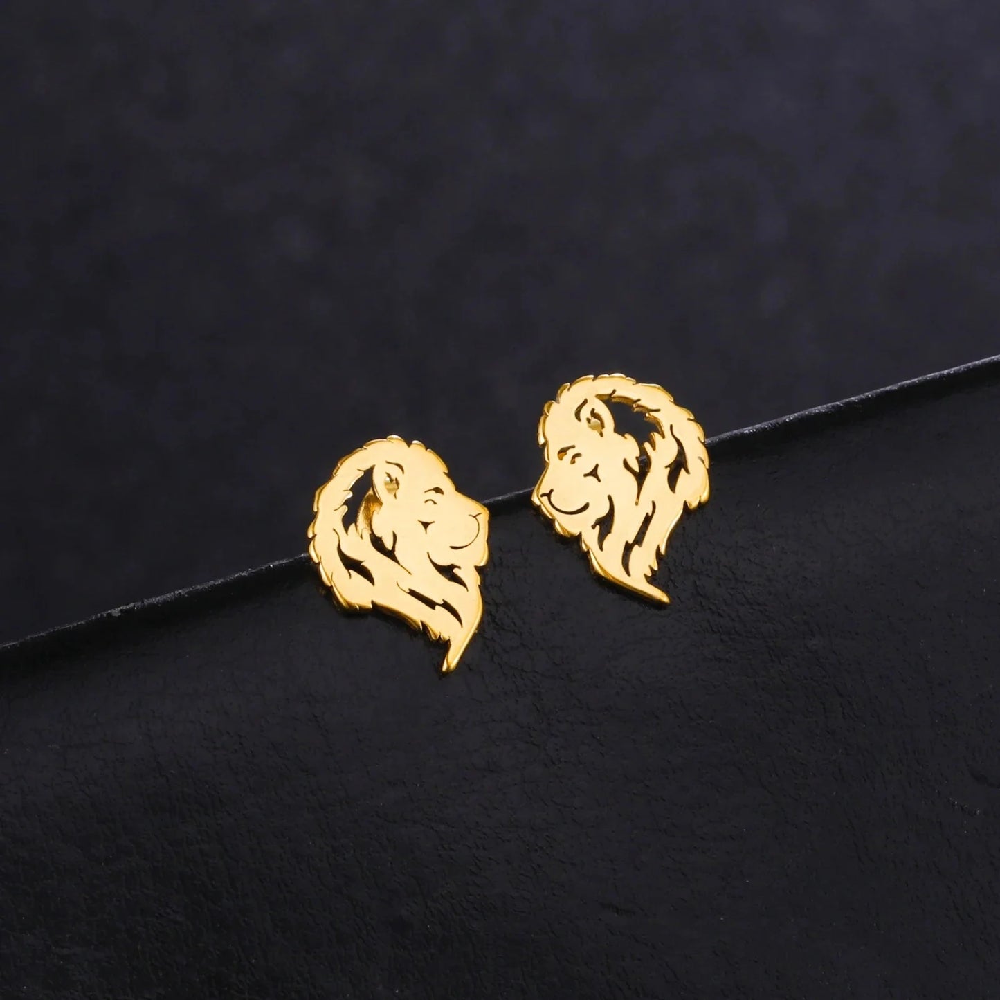 Mini Cute Lion Stud Earring for Women Men Stainless Steel Gold Color Animal Ear Studs Punk Couple Jewelry Gift Wholesale