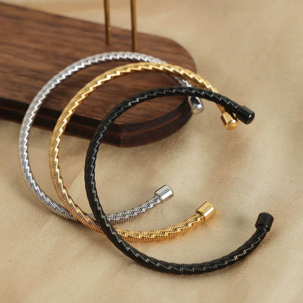 Minimalist Geometric Elastic Line Twist Design Bracelet Waterproof 18k Gold Plated Stainless Steel Cuff Bracelet Bijoux Femme