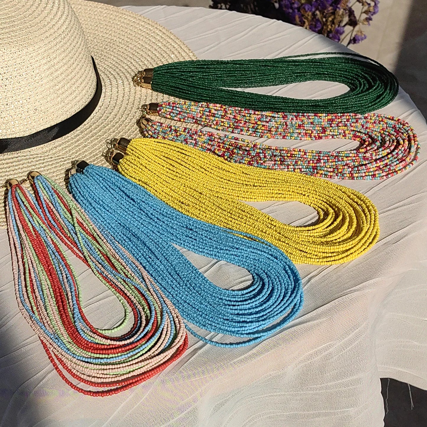 Boho Rice Beads Necklace Fashion Vintage Multilayer Color Rice Bead Necklace Exaggerated Personalized Jewelry Necklace for Wo