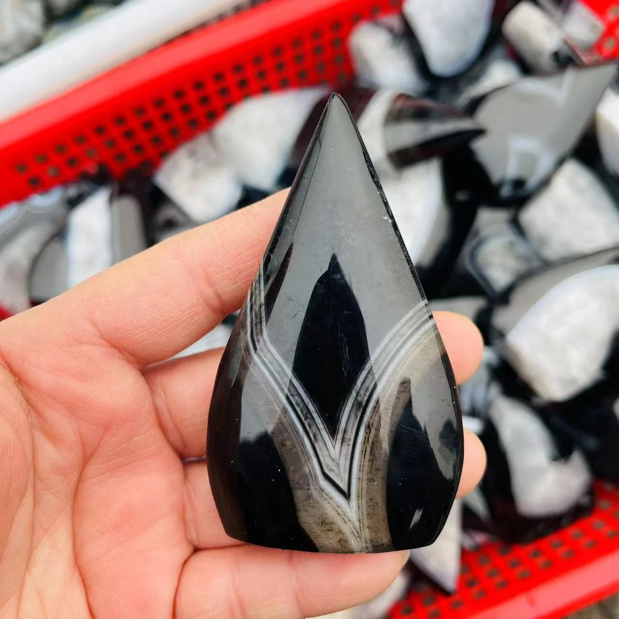 Wholesale Natural Crystal Healing Stone Crystal Crafts Black Sardonyx Flame Agate Torch  for Decoration