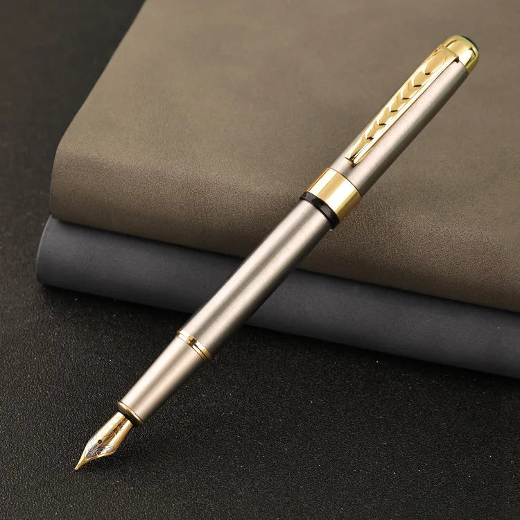 Elegant Custom logo 0.5 iridium Ink Metal Fine Nib Business Gift Classic Executive Metal Fountain Pen for Luxury Gift for Men