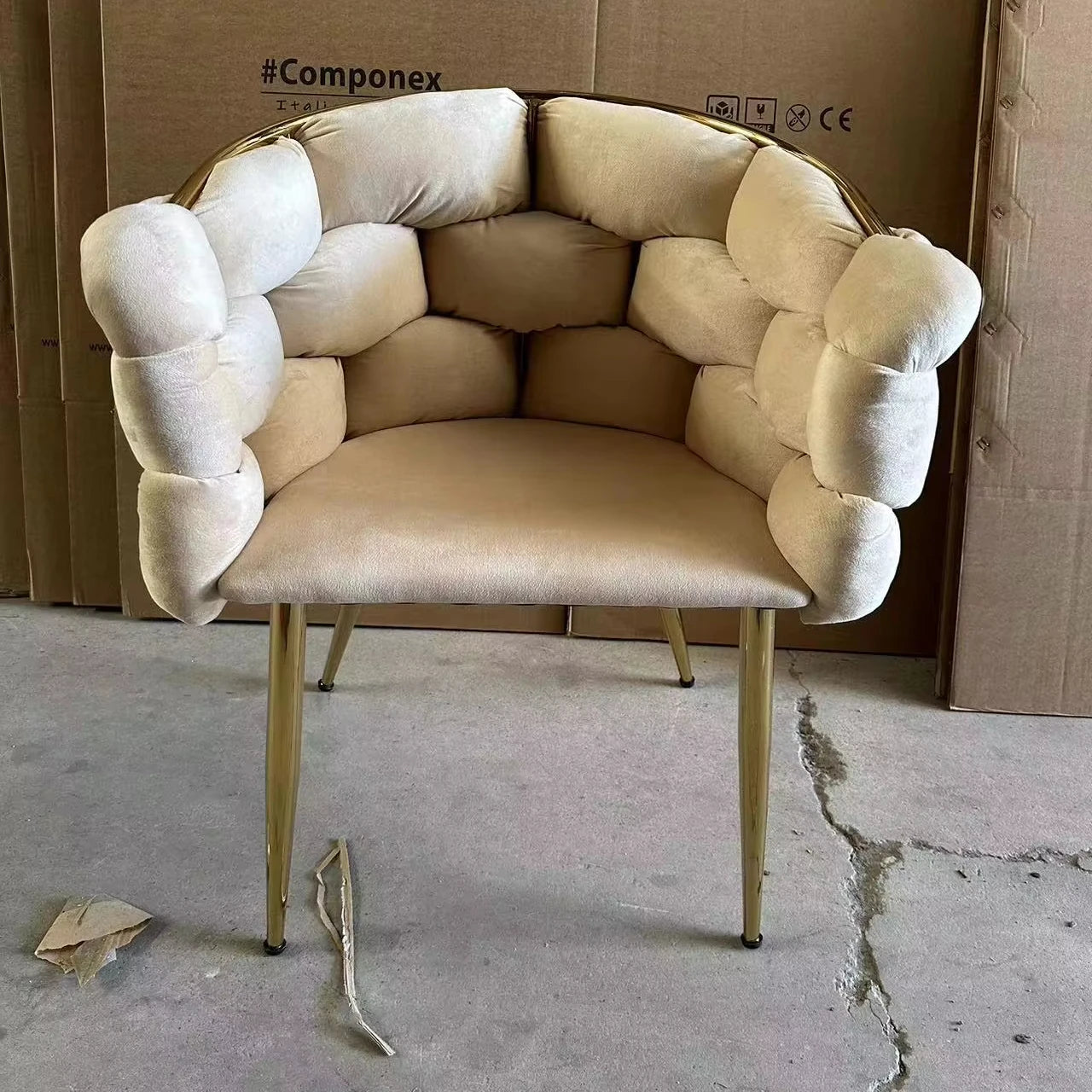 Wholesale Manufacturer Simple Backrest Dining Chairs Home Living Room Furniture Chairs Velvet Chairs Dining with Metal Legs