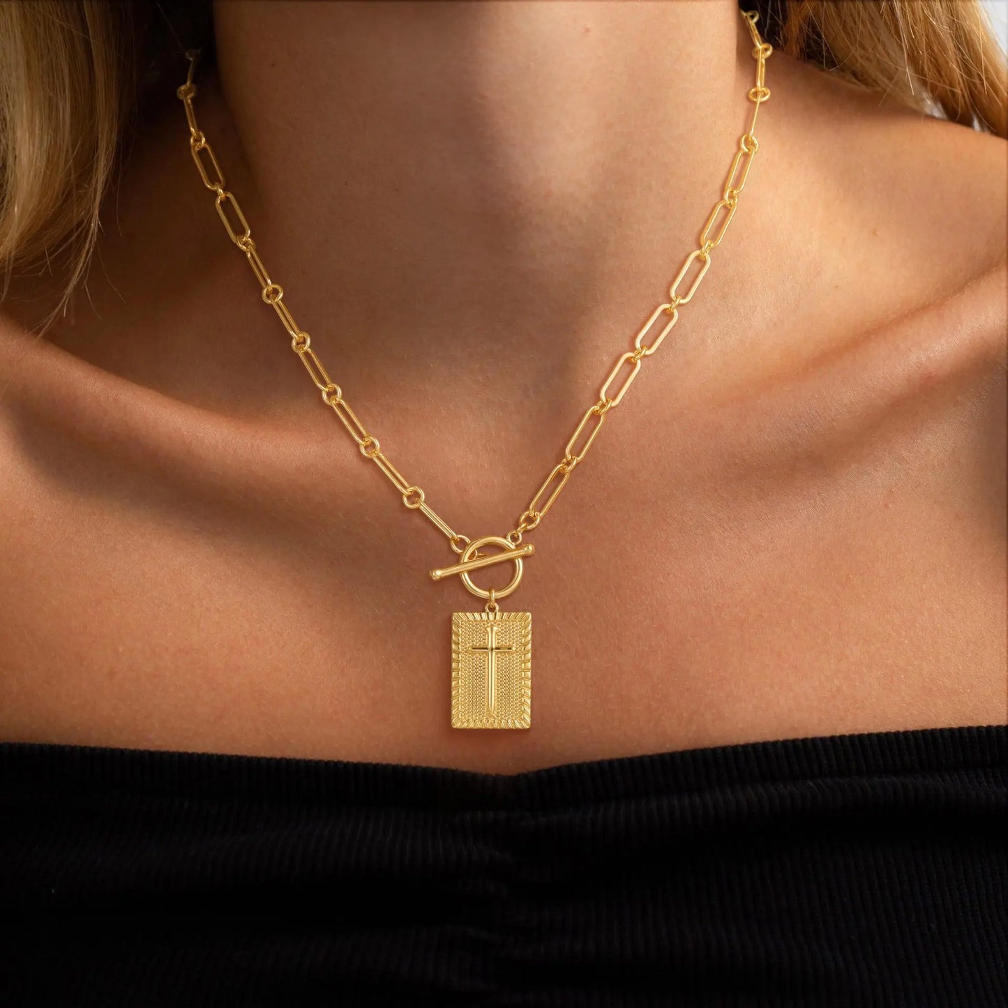 Fashion Gold Paperclip Chain Necklace Stainless Steel Cross Square Pendant Beach Necklace Women's OT Buckle Faith Necklace