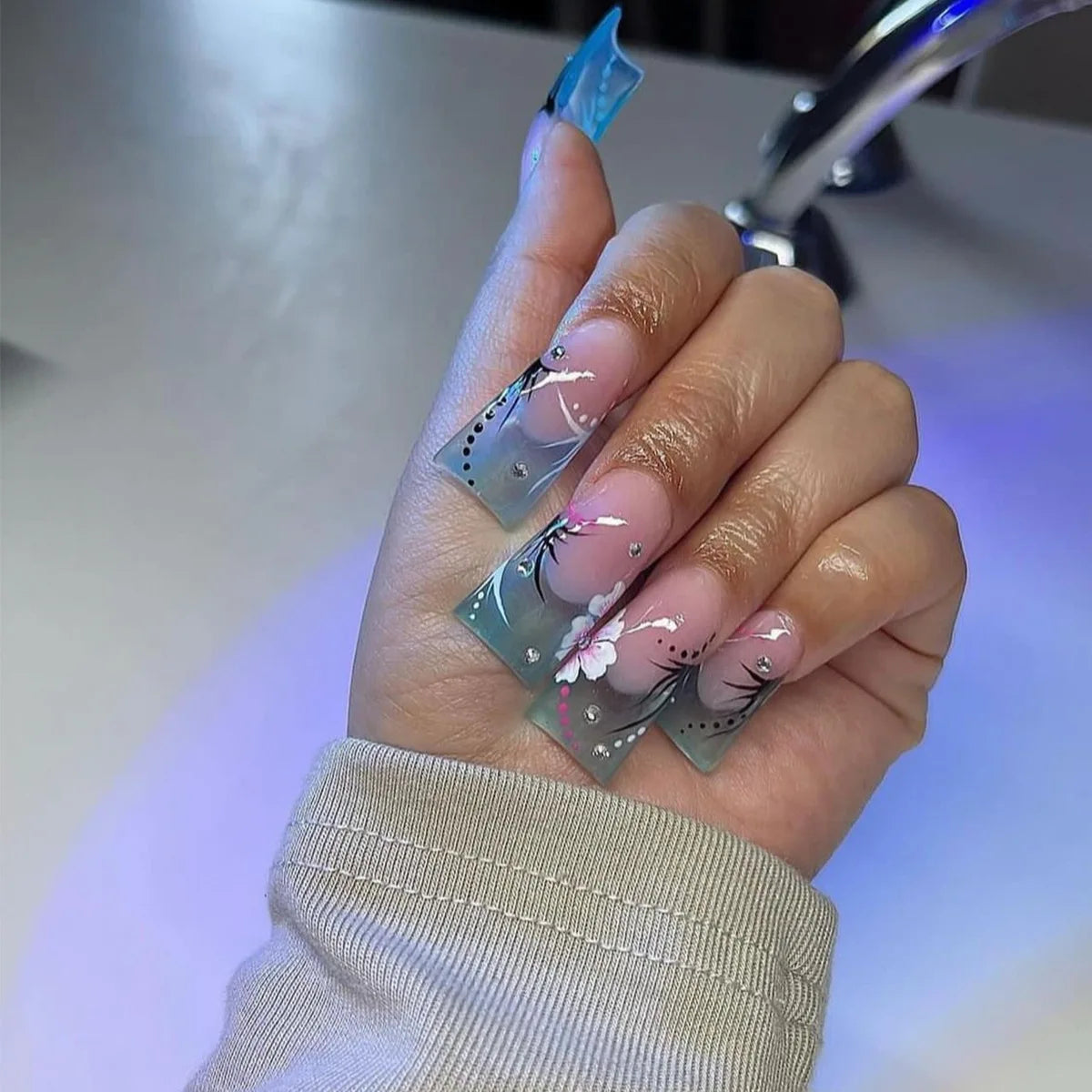 French Green Diamond Flower Wholesale Vendor Short Xl Duck Feet Designer Full Cover Acrylic Press on Nails