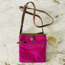 Bolso Bandolera MICHAEL KORS Kempton Nailon Fucsia Bolsillo Pequeño