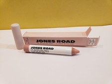 Jones Road ~ El lápiz neutralizador ~ rosa melocotón claro ~ 0,1 oz ~ Nuevo en caja