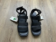 Sandalias Marks & Spencer de cuero negro plataforma baja con tiras talla 4 nuevas con etiquetas freepost